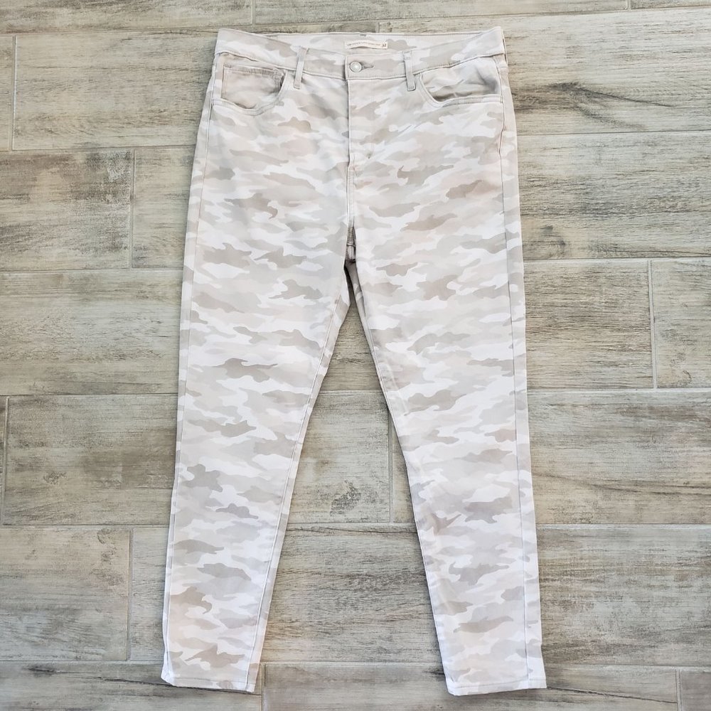 Levi's 720 Dessert Camo High Rise Super Skinny Crop Jeans Shaping Tapered 32